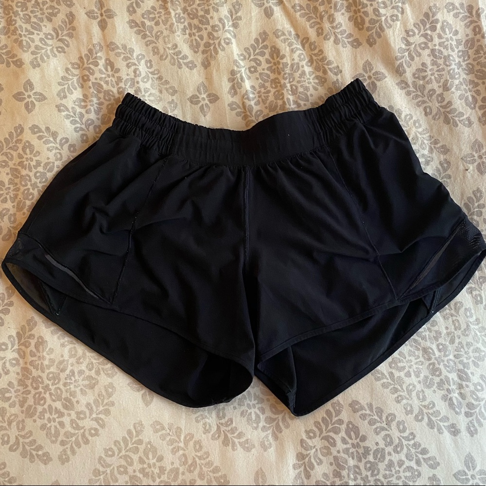 lululemon hotty hot shorts